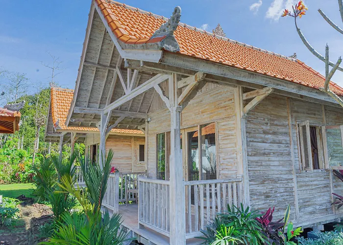 Bale Taru Pecatu Uluwatu (Bali)