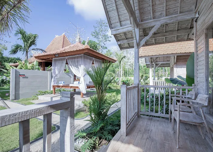 Bale Taru Pecatu Guest house 3*